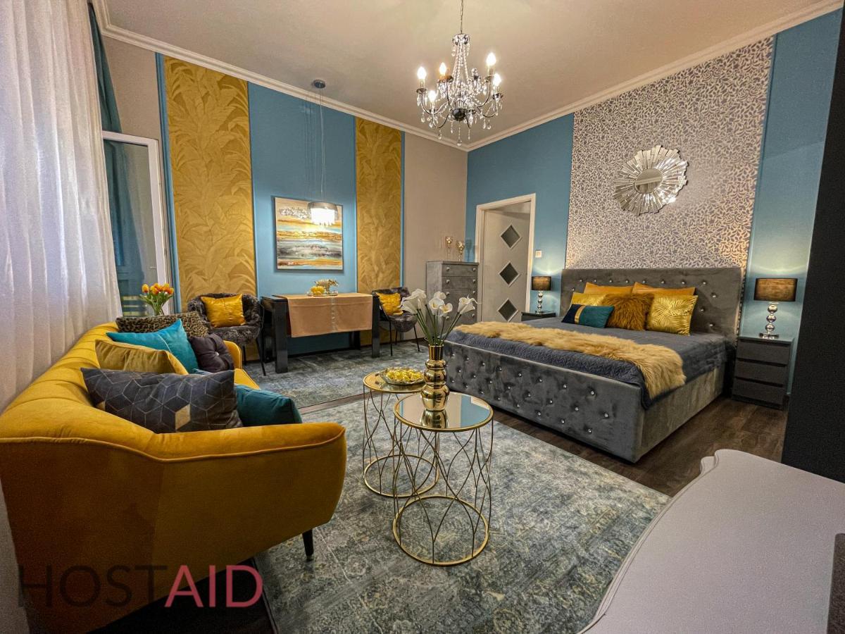 V68 Design - Hostaid Budapešť